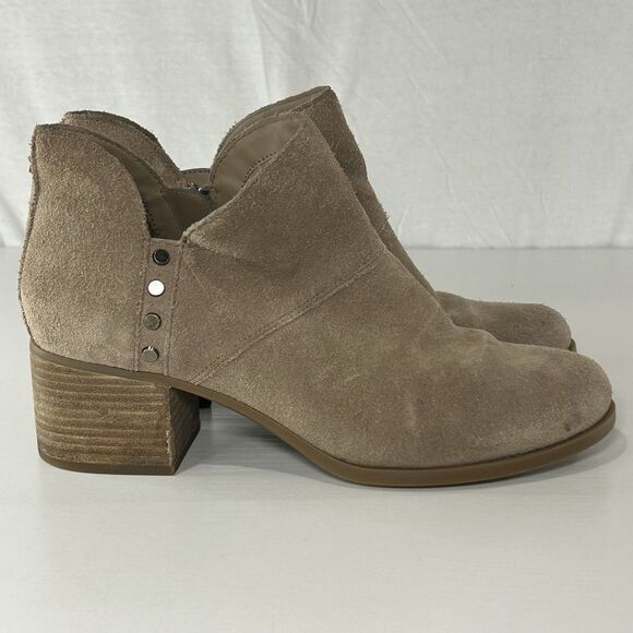 ugg australia Shoes - Koolaburra by UGG Ankle Booties Size 9 Suede Leather Tan Brown Side Zip
